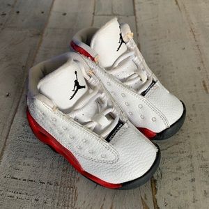 Preowned🌼JORDAN 13🌼RETRO 2017 ‘Chicago’ (TD)
